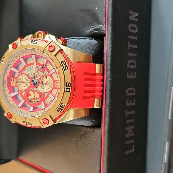 Invicta Gold and Red Tachymeter Watch Iron MAN - Picture 3 of 4